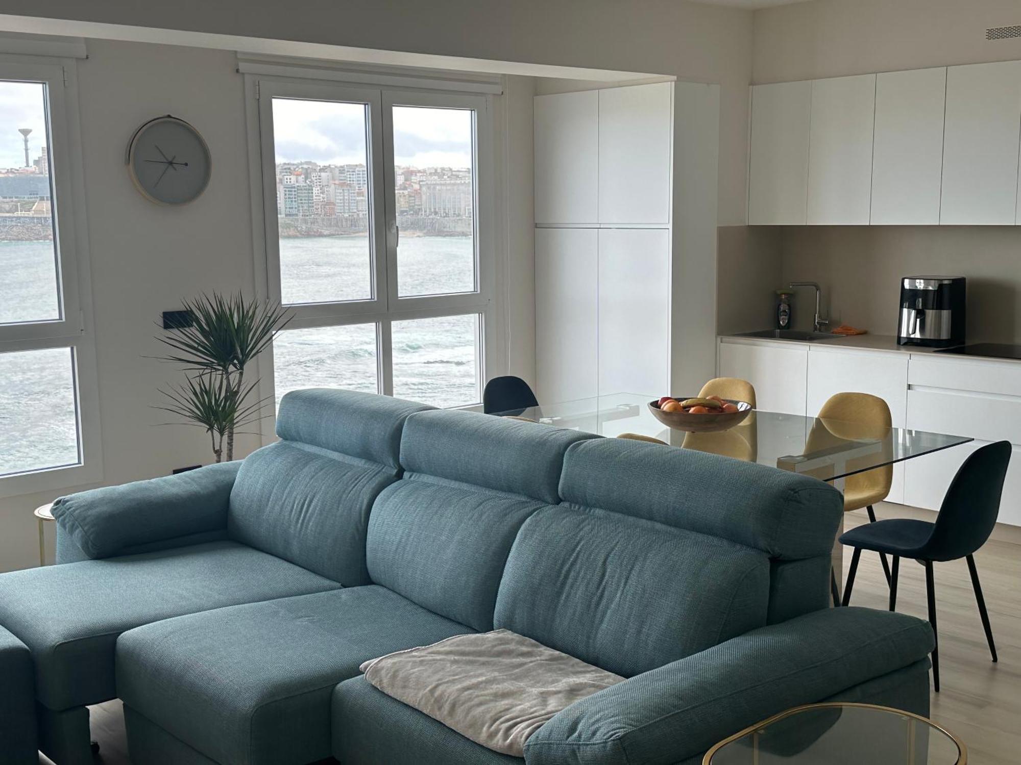 Piso Con Vistas A La Playa De Riazor Apartment โอโกรูญา ภายนอก รูปภาพ