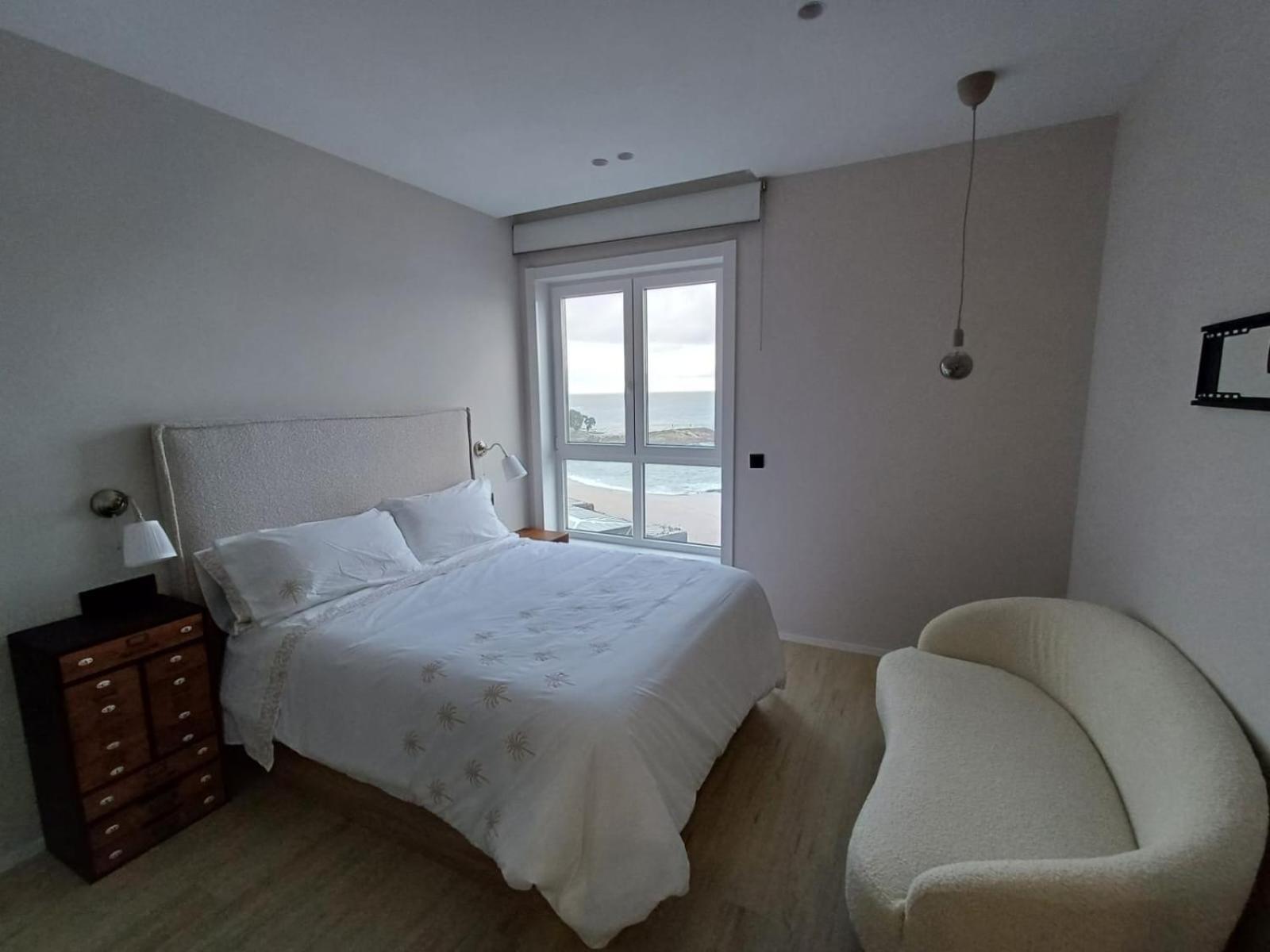 Piso Con Vistas A La Playa De Riazor Apartment โอโกรูญา ภายนอก รูปภาพ